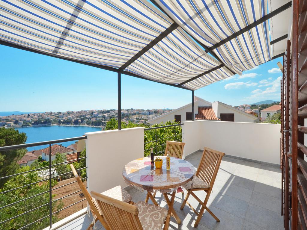 Sea View Apartment Trogir Luaran gambar