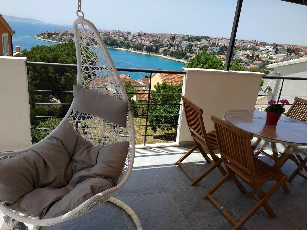 Sea View Apartment Trogir Luaran gambar